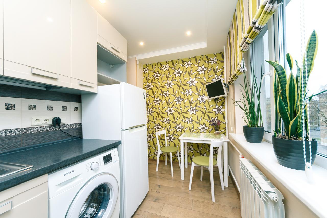 Apartment On Sevastopolska Square Kiev Exterior photo